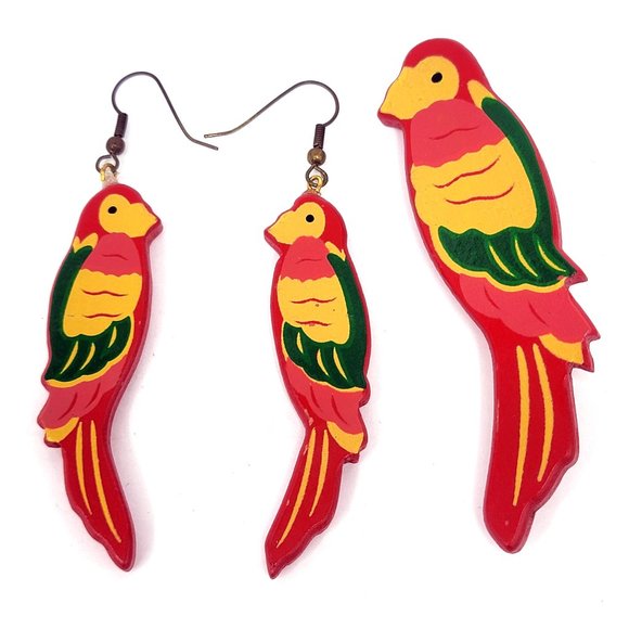 Unbranded Jewelry - Vintage Hand Painted Parrot Earrings Brooch Set